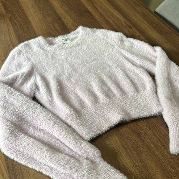 Aritzia purple fuzzy top - Picture 4 of 4